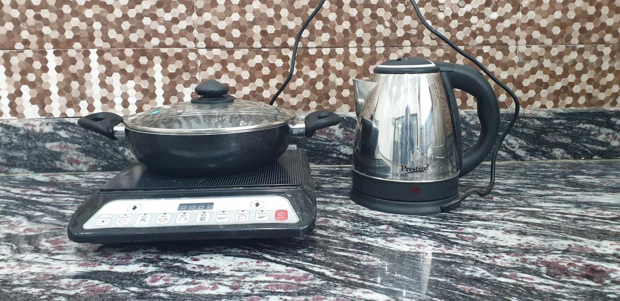 Taj Bi Plaza Homestay